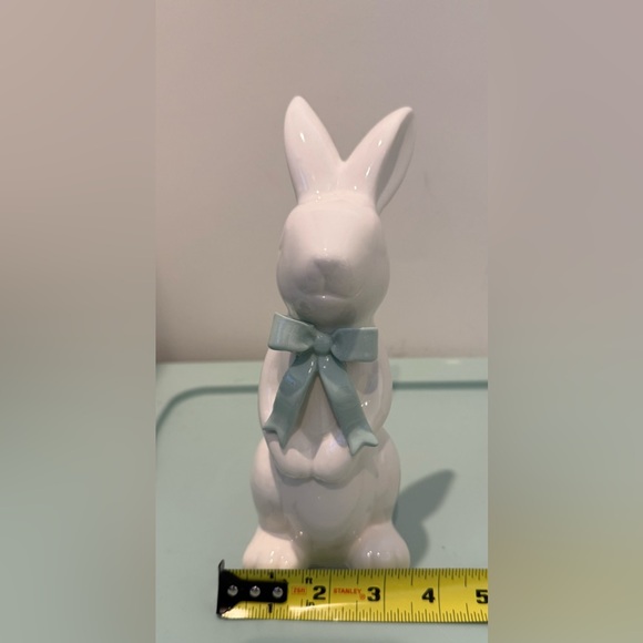 Super Cute Large Ceramic Bunny Figurines with Pastel Bows- Set of 3- NWT - Picture 4 of 6